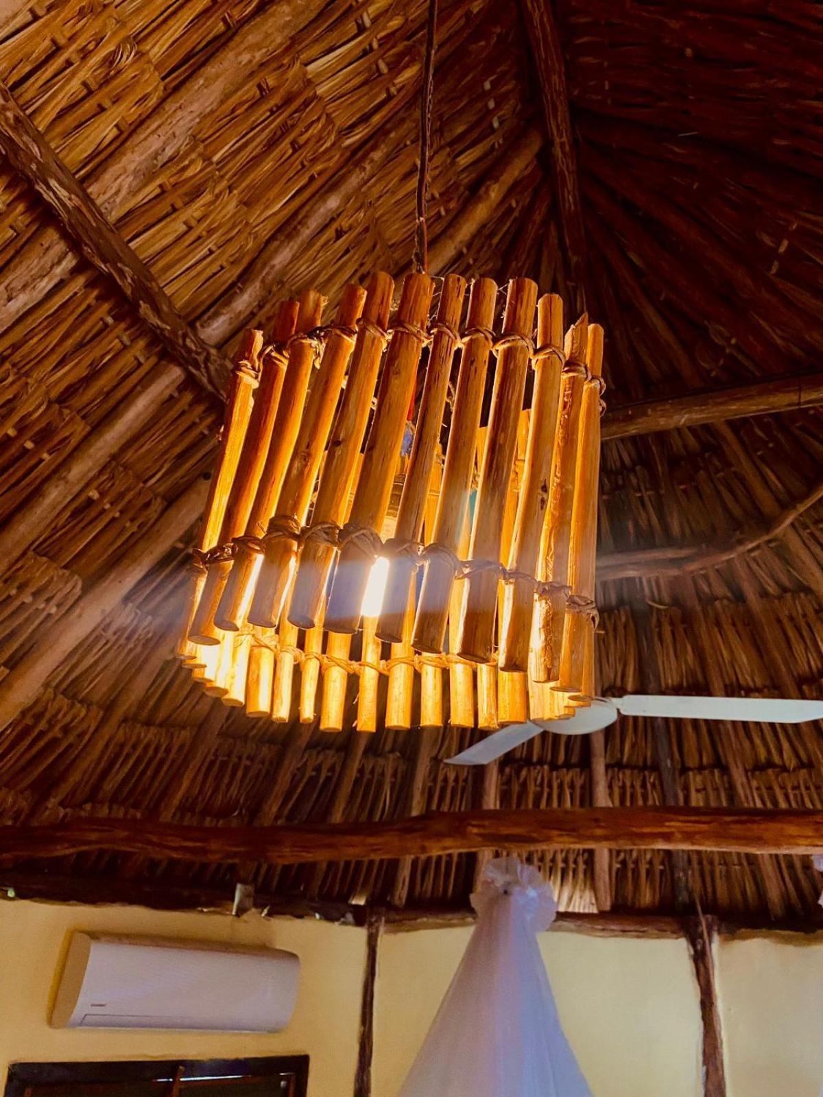 Jaalkab Lodge *